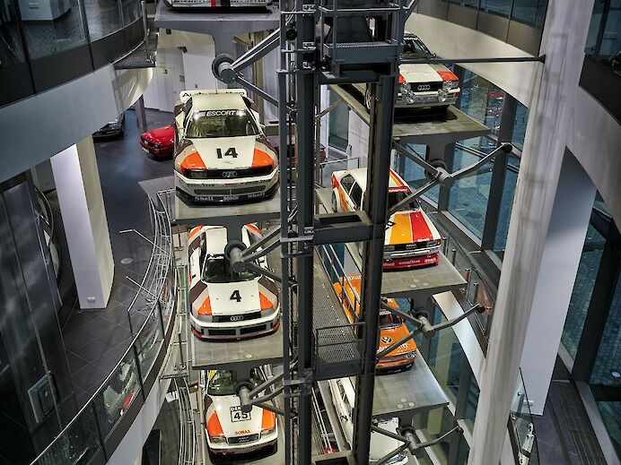 Ausstellungsstücke im Museum Ausstellungsstücke im Museum